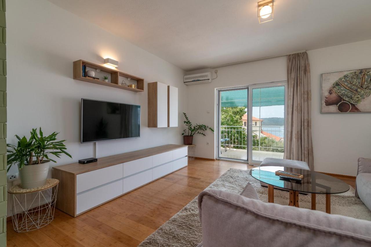 Apartments Fani โตรกีร์ ภายนอก รูปภาพ