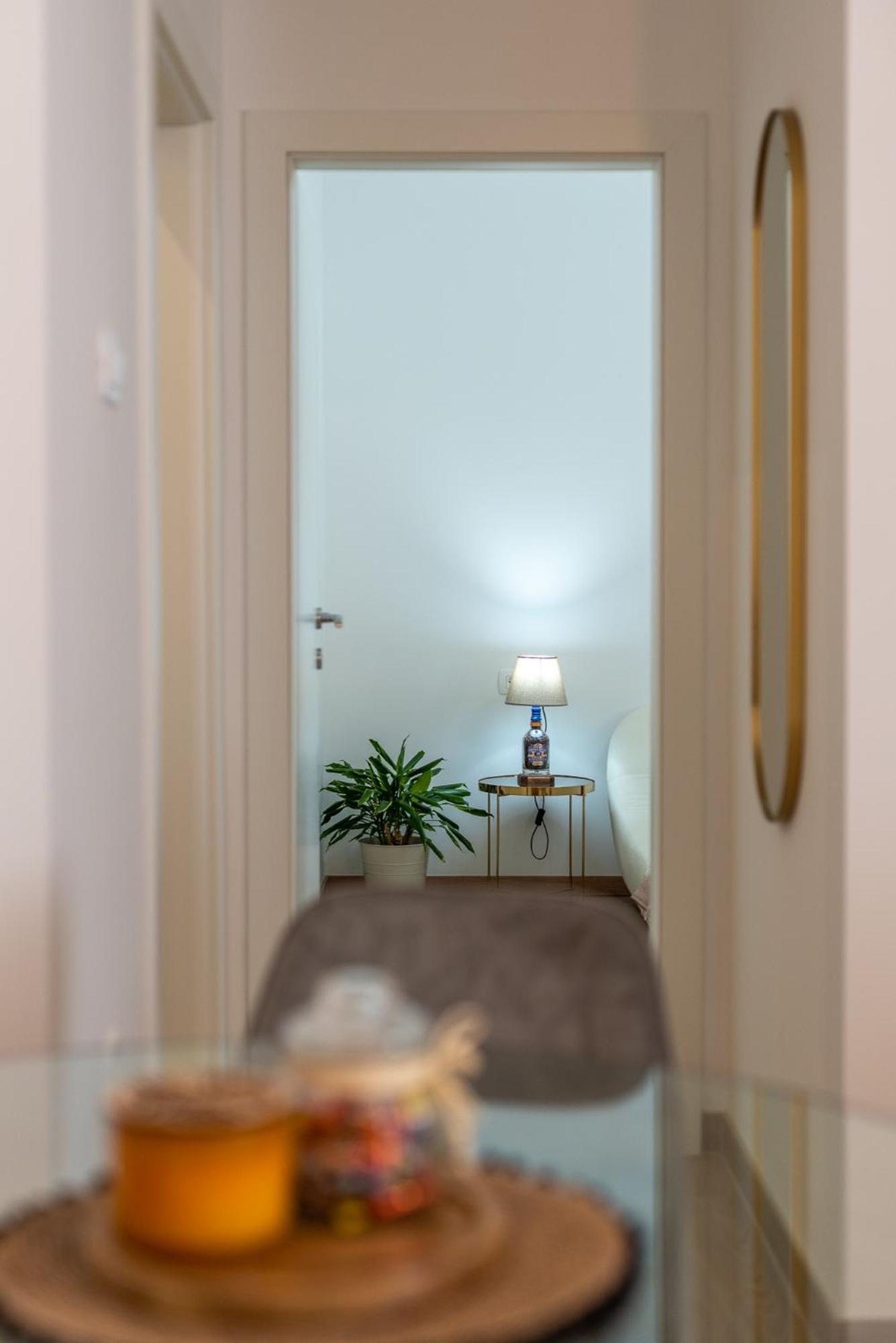 Apartments Fani โตรกีร์ ภายนอก รูปภาพ